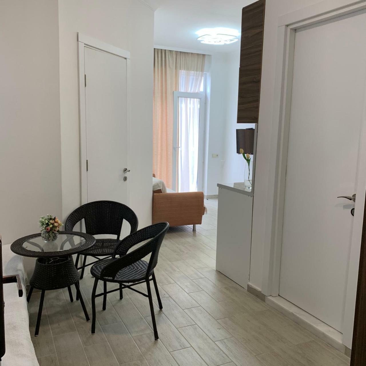 Apartament Kristo
